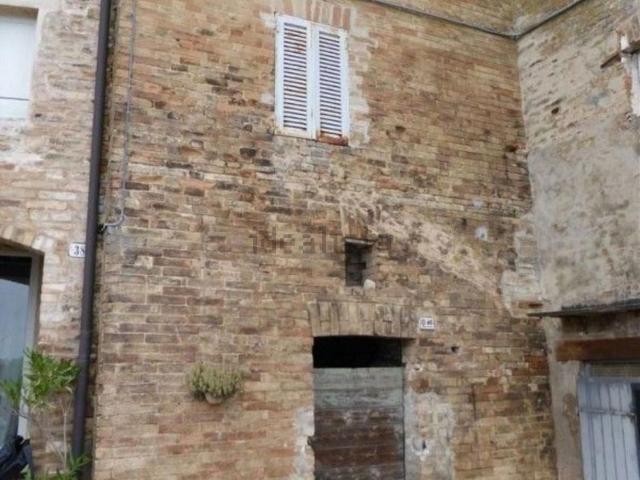 Locale in vendita di 61 m² in Borgo Vecchio, 40