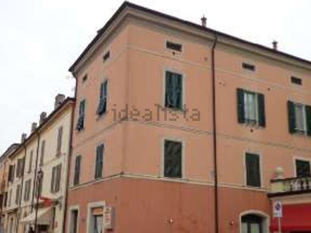 Locale in vendita di 61 m² in Piazza Giuseppe Garibaldi