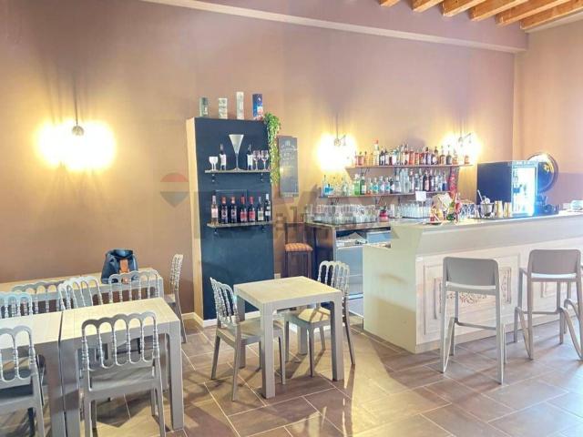 Locale in vendita di 61 m² in Vicolo San Basilio, 12