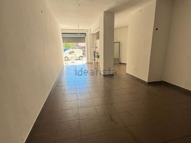 Locale in vendita di 61 m² in Via Venezia