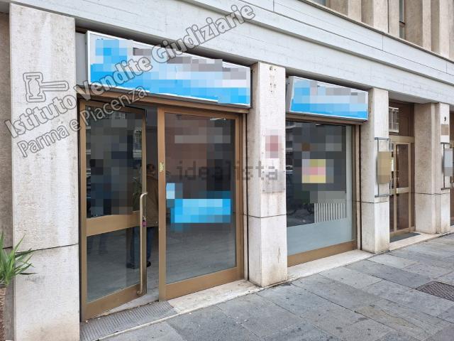 Locale in vendita di 61 m² in Via Giuseppe Verdi, 9