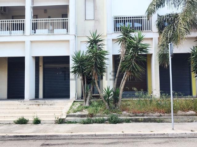 Locale in vendita di 61 m² in Via Materdomini, 8