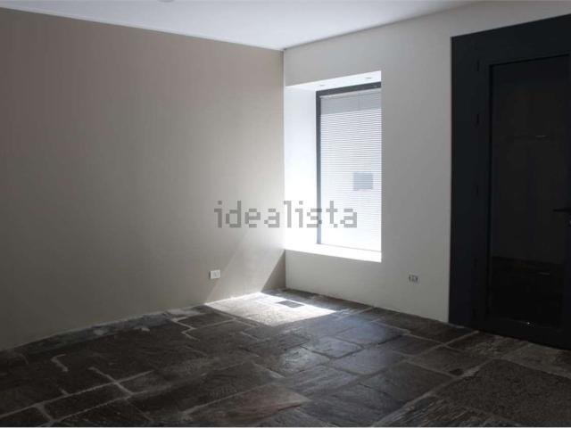 Locale in vendita di 62 m² in Via Alfredo Di Dio