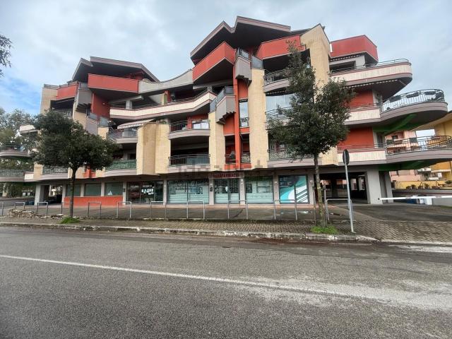 Locale in vendita di 62 m² in Via Bulgaria, 13