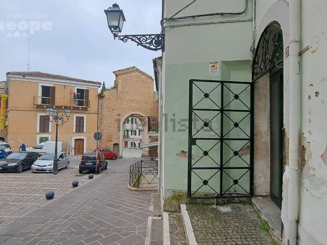 Locale in vendita di 62 m² in Via di Porta Pescara, 30