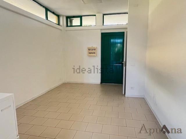 Locale in vendita di 62 m² in Via Montegrappa, 85