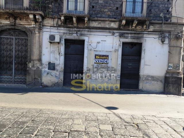 Locale in vendita di 62 m² in Via Santa Caterina, 31
