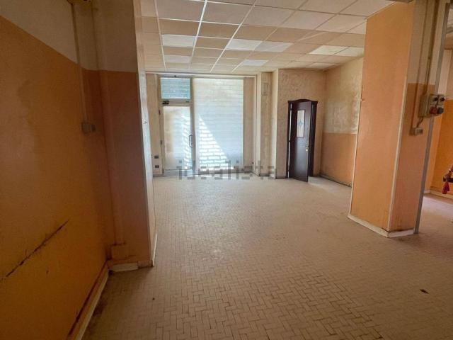 Locale in vendita di 62 m² in Via Sabotino