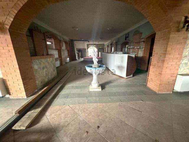 Locale in vendita di 630 m²