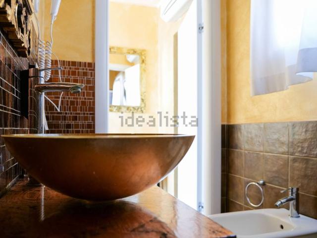 Locale in vendita di 6347 m² in Viale Giovanni Amendola, 12