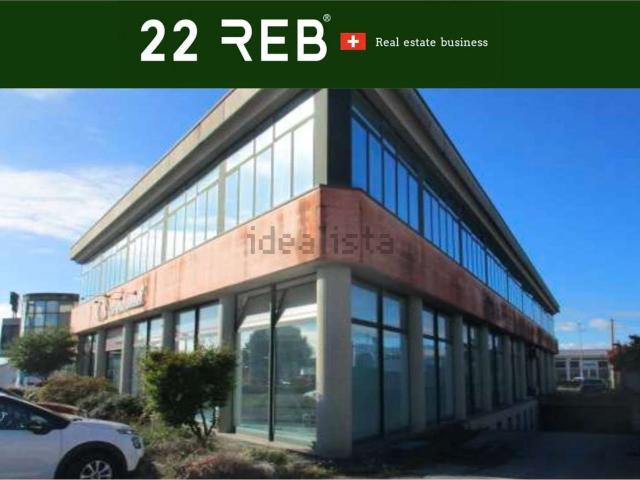 Locale in vendita di 634 m² in Via del Terziario