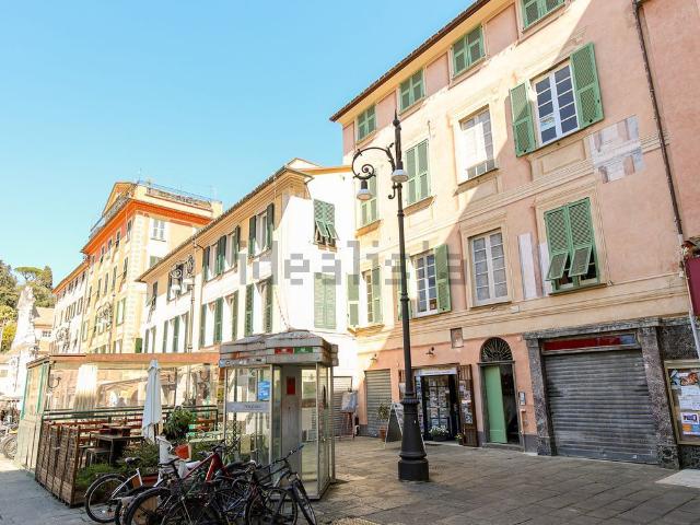 Locale in vendita di 67 m² in Piazza Giacomo Matteotti