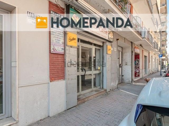 Locale in vendita di 67 m² in Via Alcide de Gasperi, 180