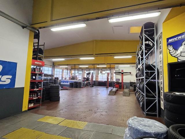 Locale in vendita di 643 m²