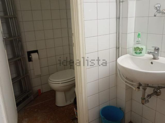 Locale in vendita di 64 m² in Via Luigi Gherzi, 24