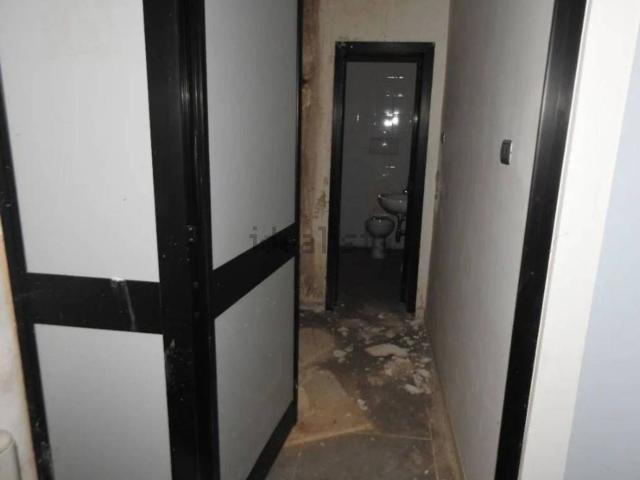 Locale in vendita di 658 m² in Via Giuseppe di Vittorio, 12