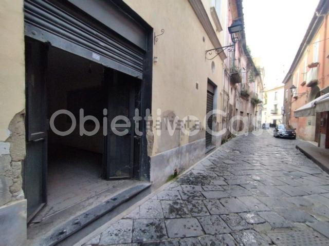 Locale in vendita di 65 m² in Via A.S. Mazzocchi, 3