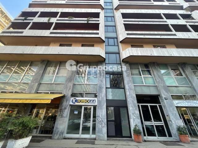 Locale in vendita di 65 m² in Via Adeodato Ressi, 17