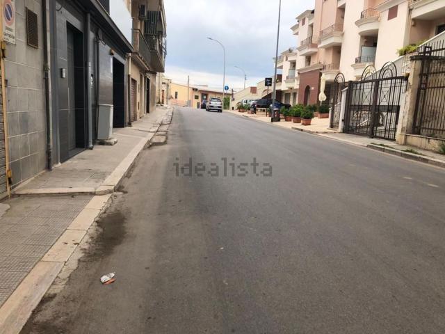 Locale in vendita di 65 m² in Via Alcide de Gasperi, 187