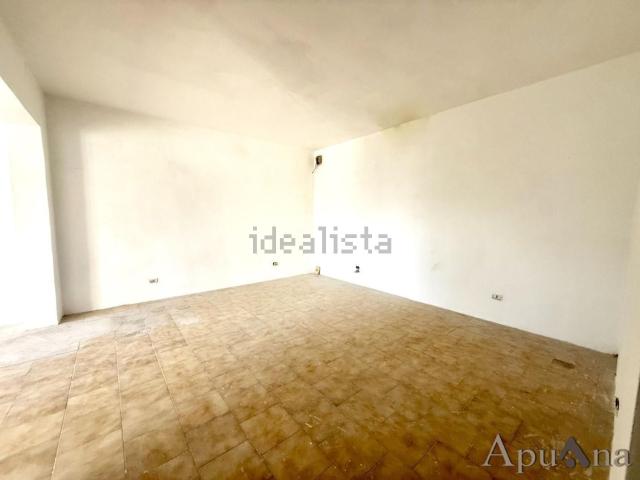 Locale in vendita di 65 m² in Via Aurelia Ovest, 186