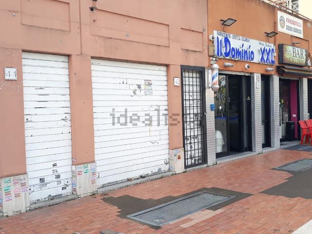 Locale in vendita di 65 m² in Via della Tenuta di Torrenova, 44