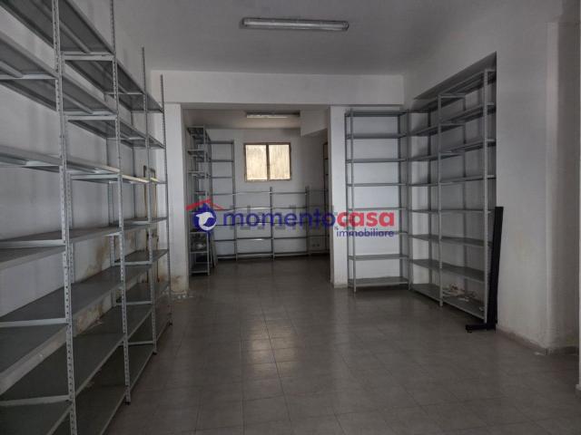 Locale in vendita di 65 m² in Via Gaetano Sardiello, 14