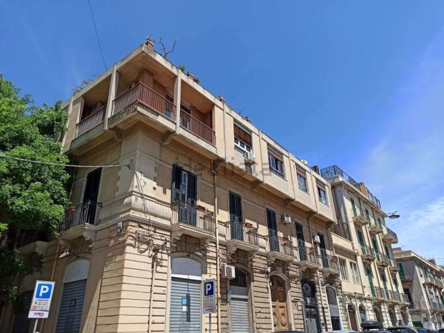 Locale in vendita di 65 m² in Via Ghibellina, 118