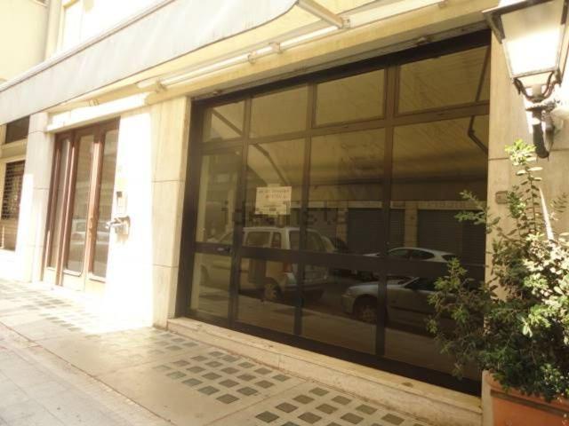 Locale in vendita di 65 m² in Via Guglielmo Oberdan, 123