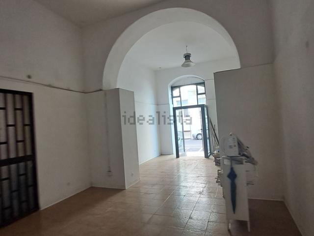 Locale in vendita di 65 m² in Via Luigi Greco Cassia, 11