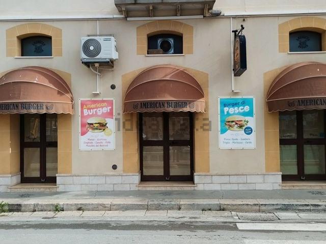 Locale in vendita di 65 m² in Via Molo Comandante G. Caito