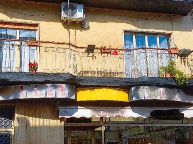Locale in vendita di 65 m² in Via Regina Margherita