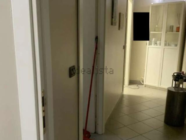 Locale in vendita di 65 m² in Via Roma, 11