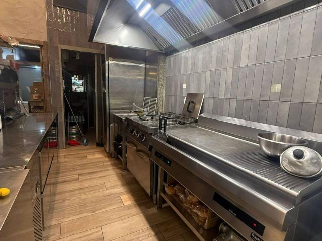 Locale in vendita di 65 m² in Via Roma
