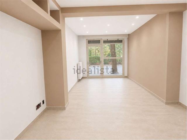 Locale in vendita di 65 m² in Via S.G.Bosco