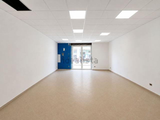 Locale in vendita di 65 m² in Viale Roma