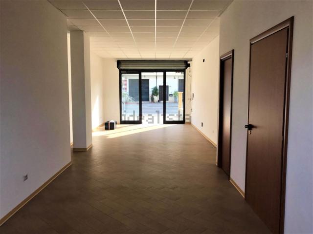 Locale in vendita di 65 m² in Viale Senatore Parodi, 149