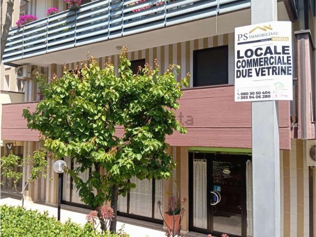 Locale in vendita di 65 m²