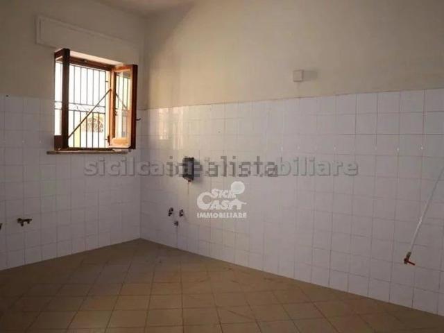 Locale in vendita di 65 m²