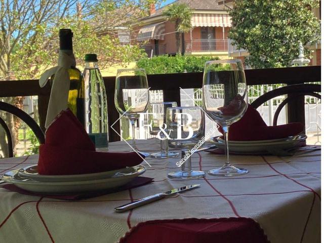 Locale in vendita di 664 m² in Frazione Revignano