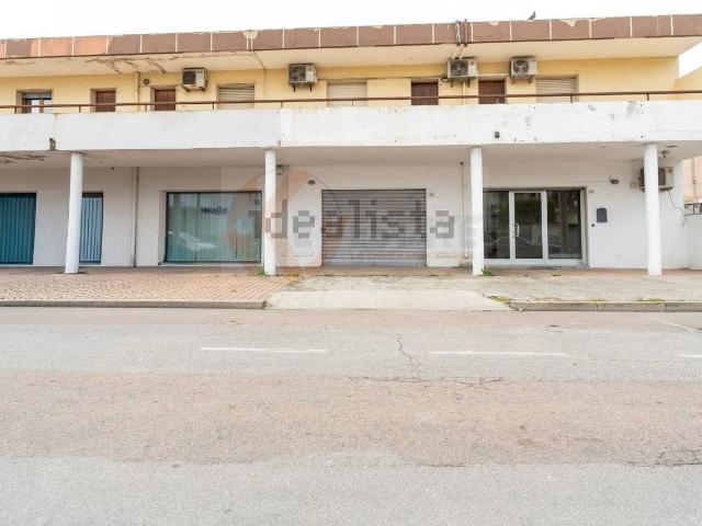 Locale in vendita di 66 m² in Via Meucci, 14
