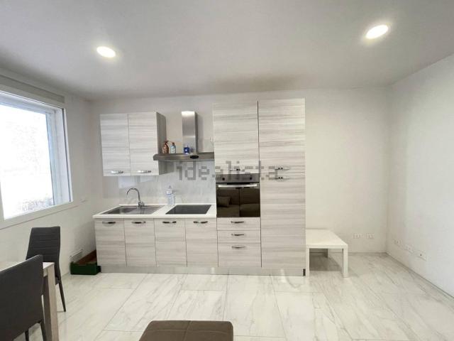 Locale in vendita di 66 m² in Viale dei Salici