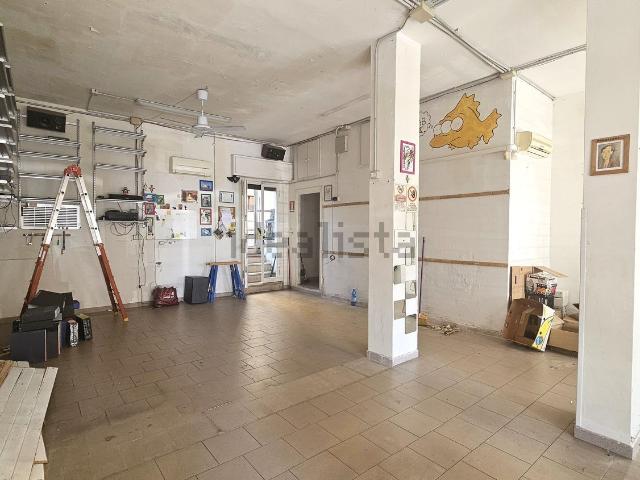 Locale in vendita di 68 m² in Piazza Modigliani, 3