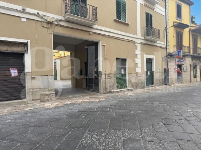 Locale in vendita di 68 m² in Via Anfiteatro, 21