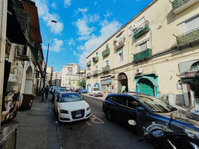 Locale in vendita di 68 m² in Via Pigna, 209