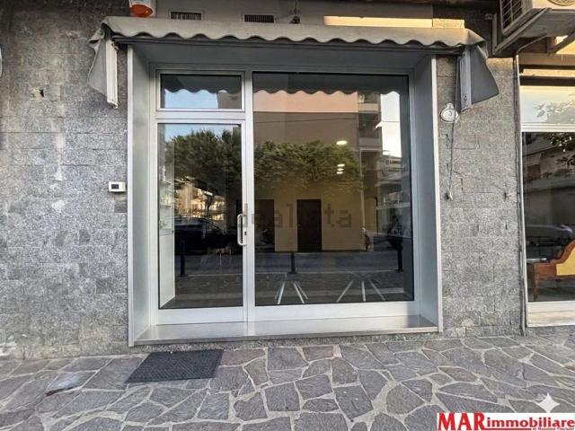 Locale in vendita di 68 m²
