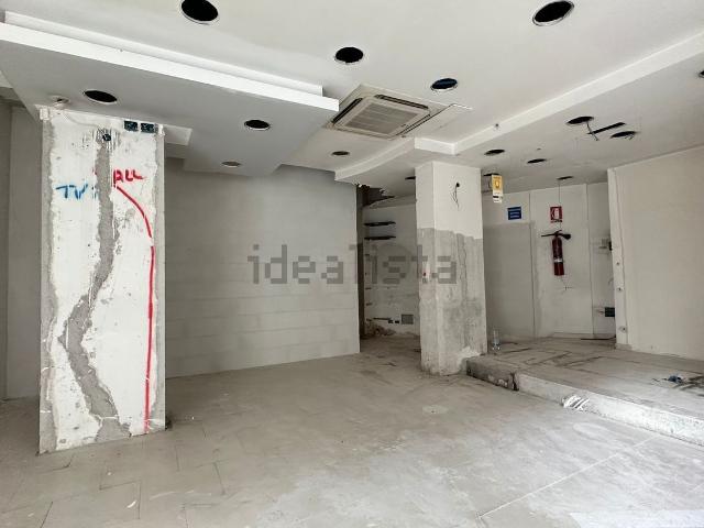 Locale in vendita di 69 m² in Salita Belmonte, 2
