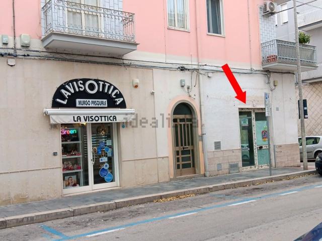 Locale in vendita di 69 m² in Via Tribuna, 210