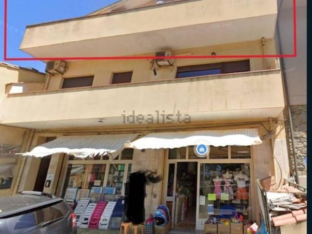Locale in vendita di 73 m² in Via Vittorio Emanuele