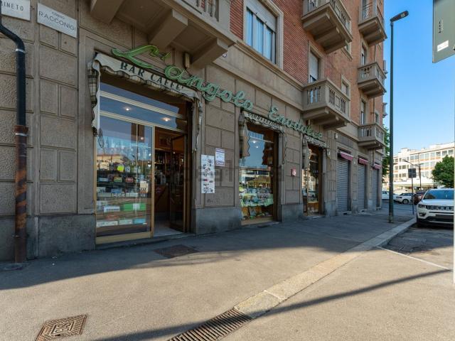 Locale in vendita di 73 m² in Via Frassineto, 2