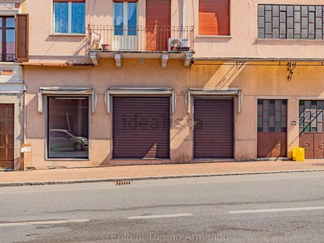 Locale in vendita di 73 m² in Via MARTIRI DELLA LIBERTA&apos , 13